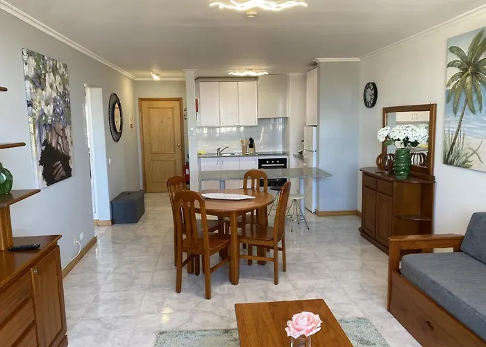 Апартаменты Sky High *